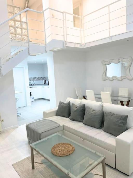 Loft En Retiro Lejlighed Madrid Eksteriør billede